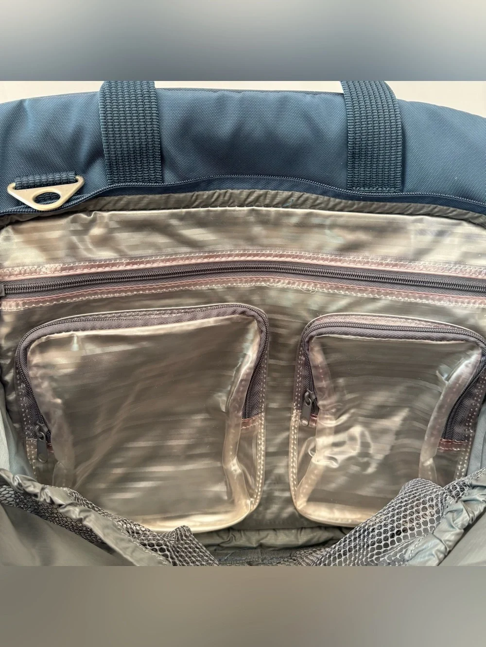 Travelpro Crew 16”Rolling Business Bag Blue Wheeled Carry On Travel Luggage Tote